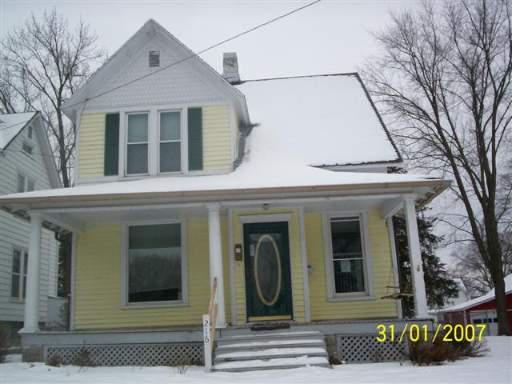 216 W Chamberlin St., Dixon, IL 61021