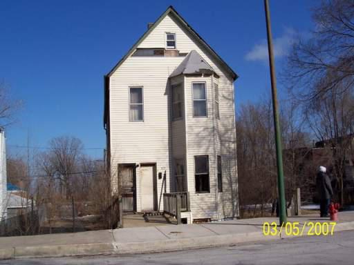 8929 S Buffalo Ave., Chicago, IL 60617