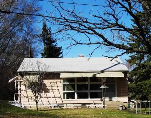 5605 Meadow Hill Ln., McHenry, IL 60050