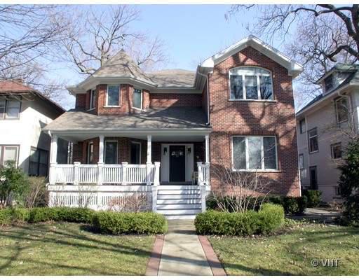 916 Oakwood Ave., Wilmette, IL 60091