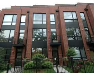 2850 N Riverwalk Dr., Chicago, IL 60618