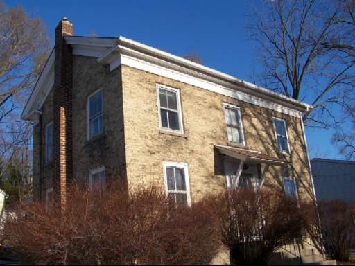 210 Van Buren, East Dundee, IL 60118