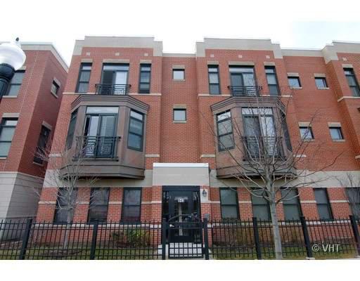 943 W 14th Pl. #2B, Chicago, IL 60608