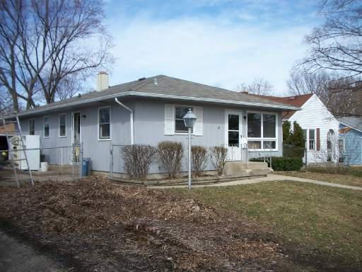 208 Melrose Ave., Elgin, IL 60123