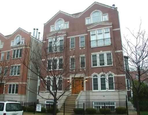 1302 W Fletcher St. #2W, Chicago, IL 60657