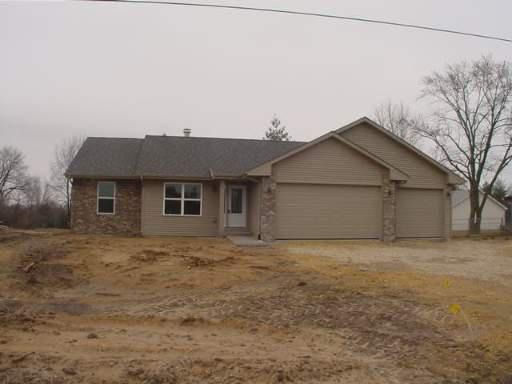 890 Darwin Dr., Machesney Park, IL 61115