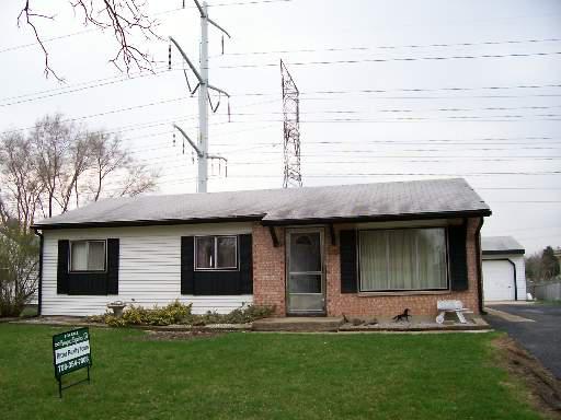 257 Creekside Dr., Bolingbrook, IL 60440