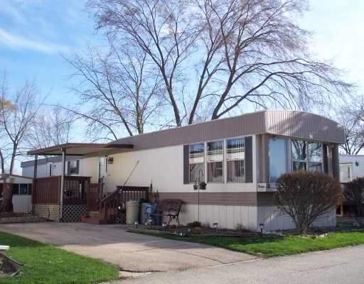 86 Sixth Ct., Bartlett, IL 60104
