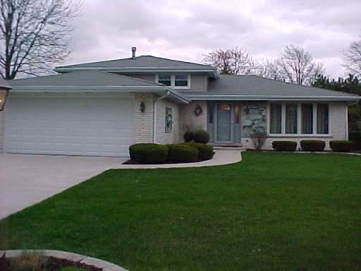 7717 Florence Ave., Darien, IL 60561