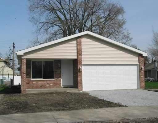677 Forsythe Ave., Calumet City, IL 60409