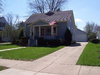 818 Spruce St., Aurora, IL 60506