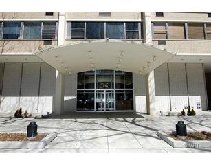 336 W Wellington #1701, Chicago, IL 60657