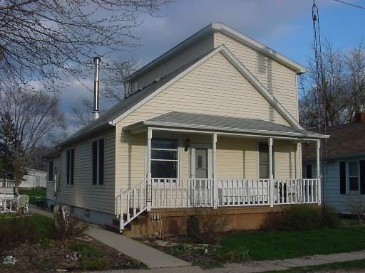 216 3rd St., Standard, IL