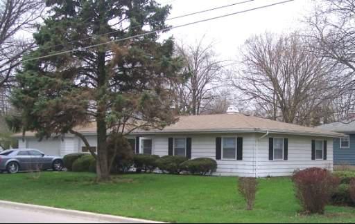 2 S Willow Way, North Aurora, IL 60542