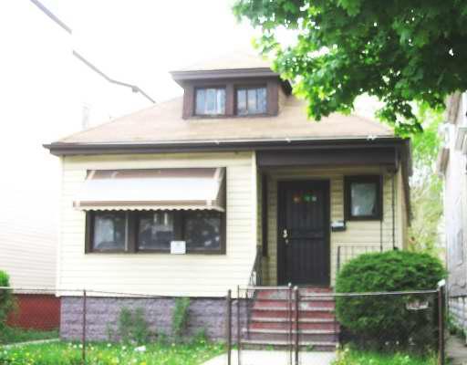 6552 S Winchester Ave., Chicago, IL 60636