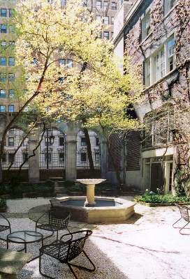 50 W Schiller St. #I-2, Chicago, IL 60610