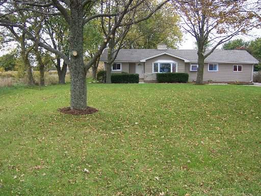 4401 Dean St., Woodstock, IL 60098