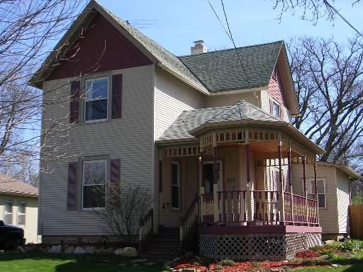 217 N River Rd., North Aurora, IL 60542