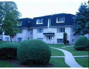 10016 Holly Ln. #GS, Des Plaines, IL 60016