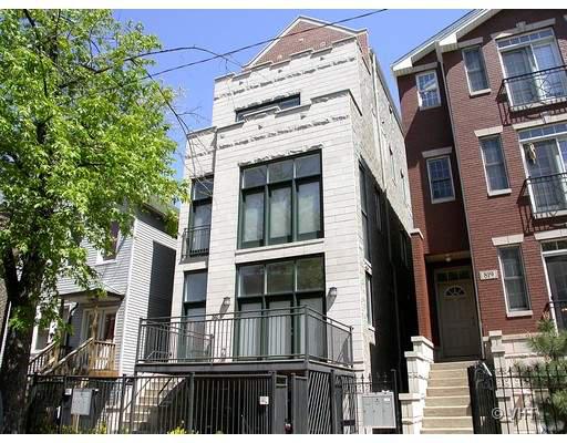 821 N Wood St. #2, Chicago, IL 60622