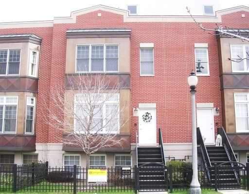1413 S Campus Pkwy., Chicago, IL 60608