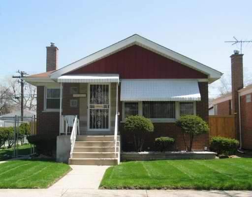 14211 University Ave., Dolton, IL 60419