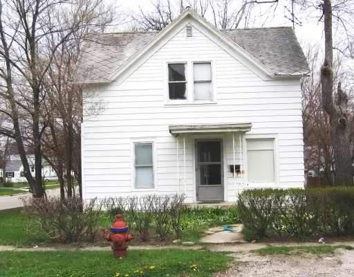 925 Fisk Ave., Joliet, IL 60436