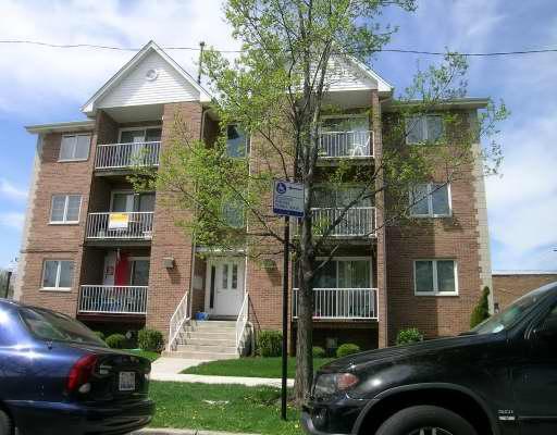 4004 N Monitor St. #2S, Chicago, IL 60634