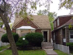8246 S Woodlawn Ave., Chicago, IL 60619