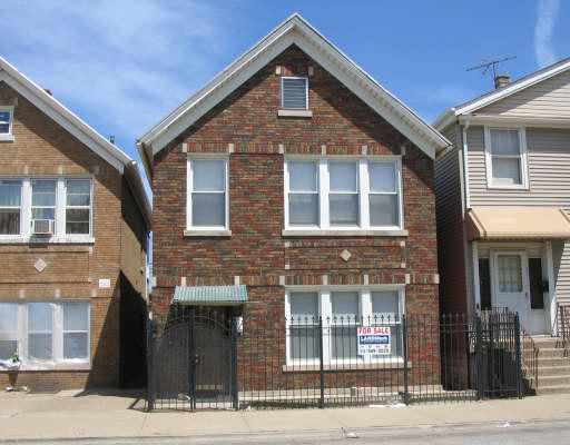 3027 S Poplar St., Chicago, IL 60608