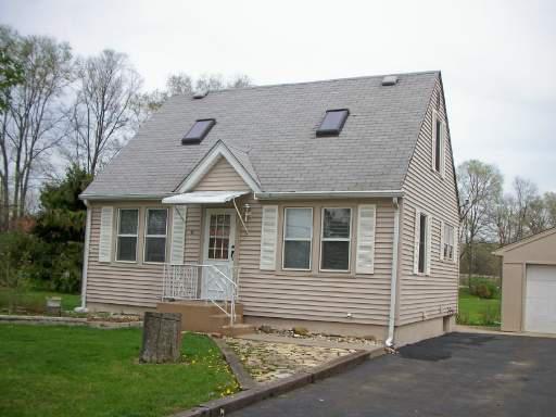 11N065 Gale St., Elgin, IL 60123