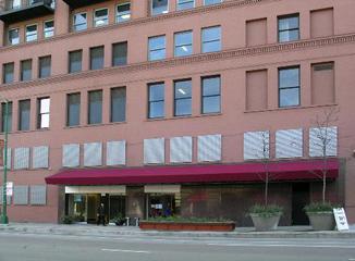 165 N Canal #1220, Chicago, IL 60606