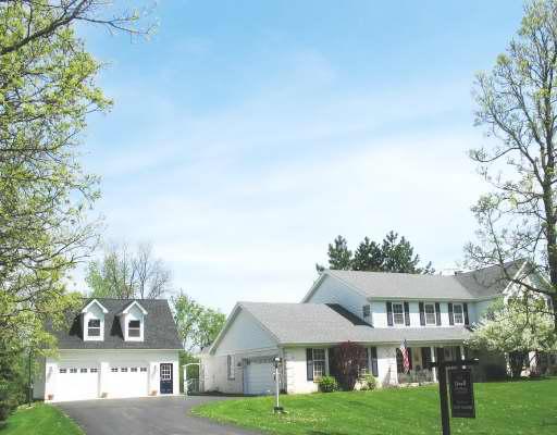 5 Ashbury Ln., Barrington Hills, IL 60010