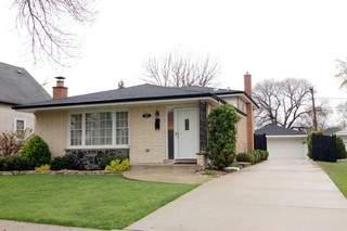 9242 S Sproat Ave., Oak Lawn, IL 60453