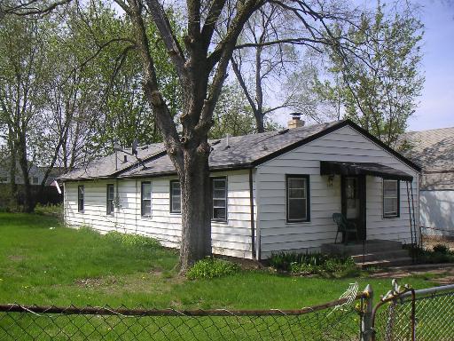 2813 S 4th St., Rockford, IL 61109