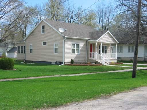 304 W Madison, Danforth, IL 60930