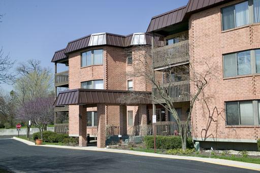 6401 Clarendon Hills Rd. #315, Willowbrook, IL 60527