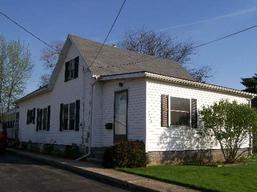 1424 N Fourteenth St., Dekalb, IL 60115