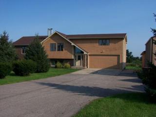 40W690 W Bowes Rd., Elgin, IL 60123