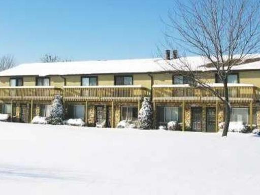 17427 W Chestnut Ln., Gurnee, IL 60031