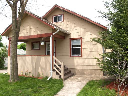 1318 22nd Ave., Rockford, IL 61104