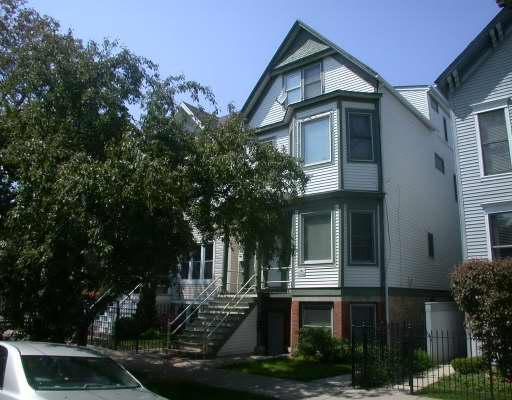 1216 W Oakdale St., Chicago, IL 60647
