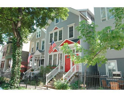1337 W Barry Ave., Chicago, IL 60657