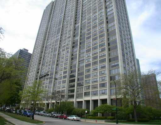 2800 N Lake Shore Dr. #1210, Chicago, IL 60657