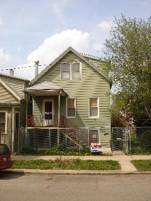 1720 W Wellington, Chicago, IL 60657