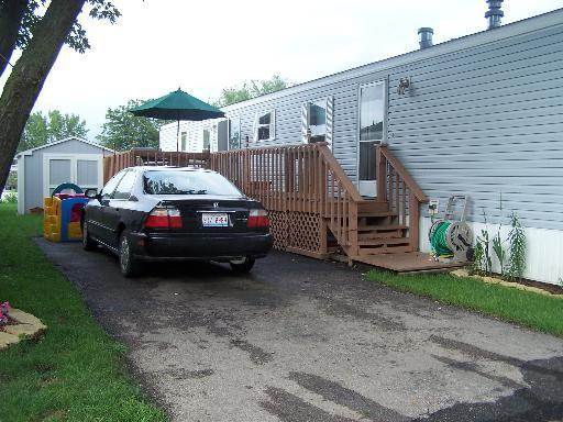 106 Tenth Ave Ave., Bartlett, IL 60104