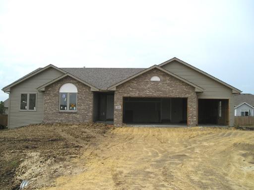 581 Purple Sage Dr., Roscoe, IL 61073