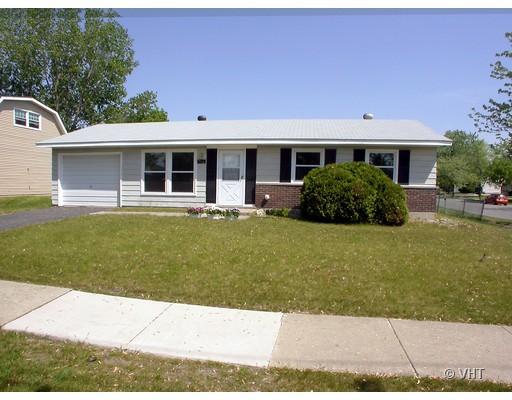 808 Lily Cache Ln., Bolingbrook, IL 60440