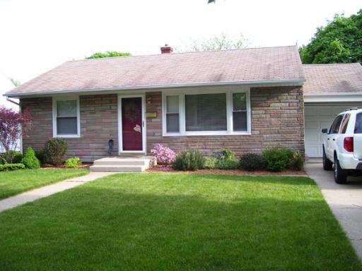 2415 17th Ave., Rockford, IL 61108