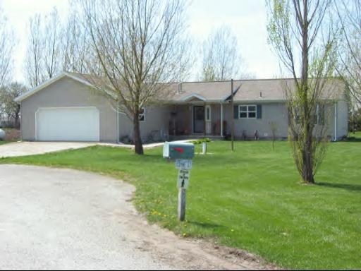 2709 Gooseberry Cir., Clifton, IL 60927